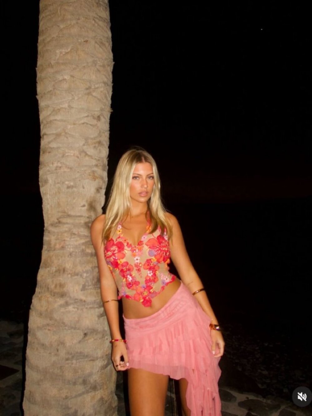 Ema Savahl Set